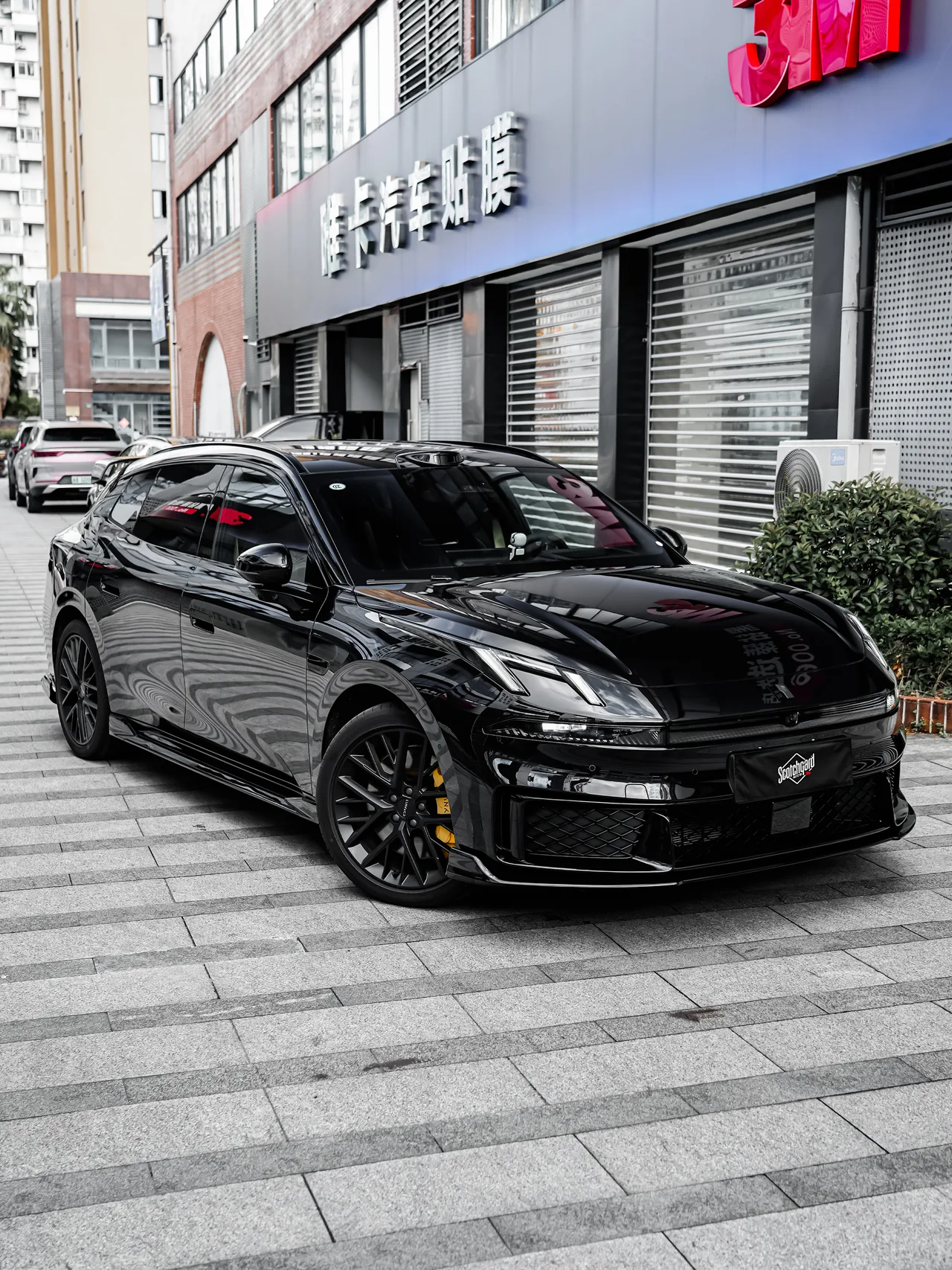 v100 - 图片 01